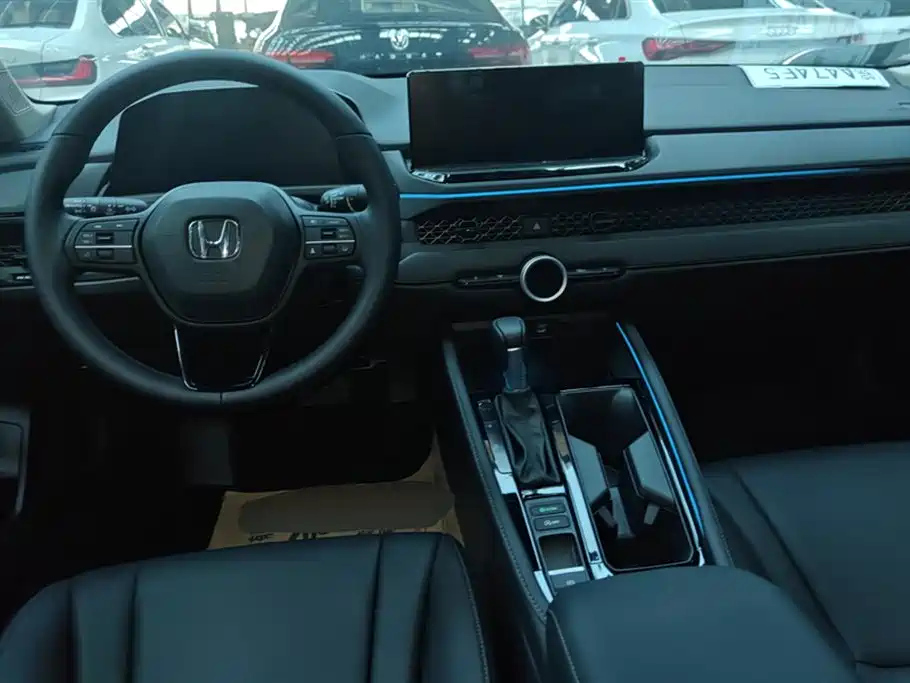 HONDA ACCORD 2025