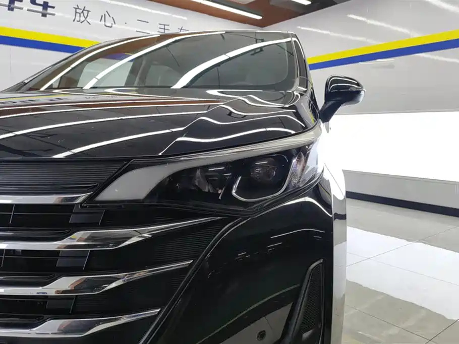TRUMPCHI M6 2019