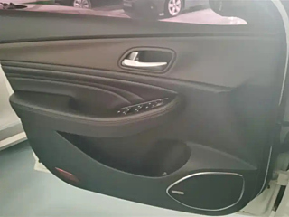 TRUMPCHI GA4  2018 YEAR 200T MANUAL DELUXE EDITION 2018