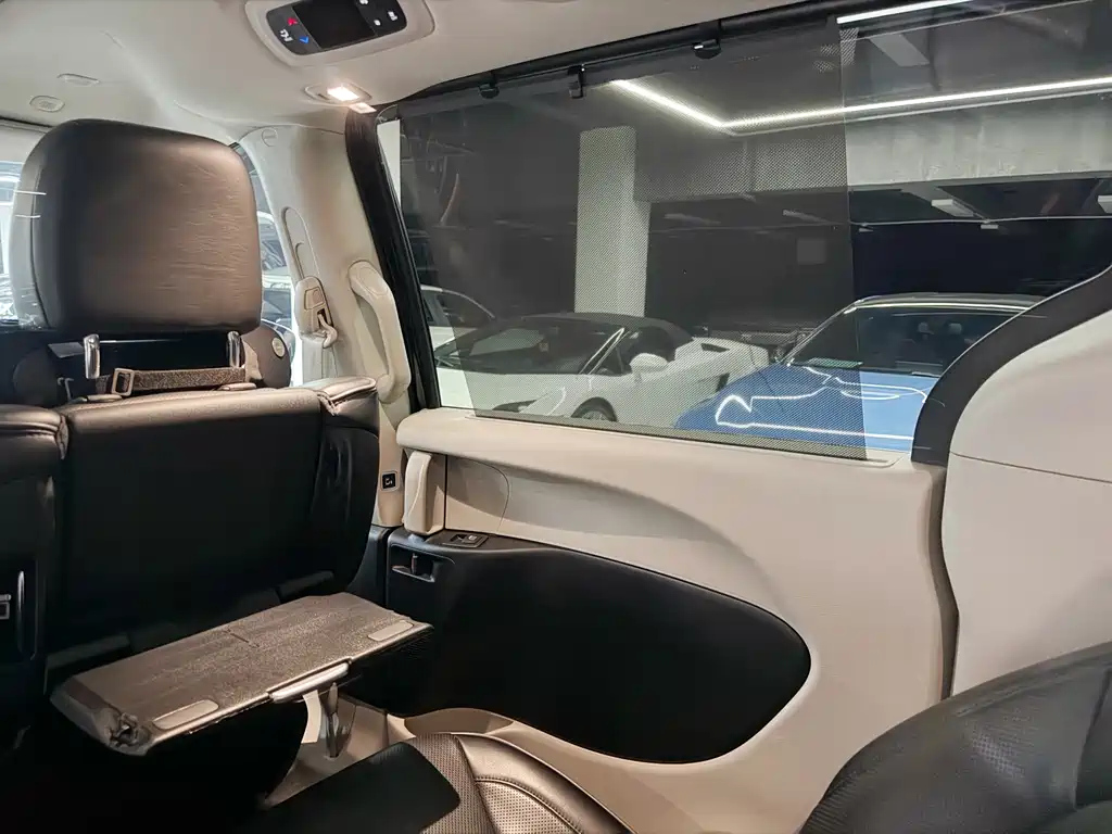 CHRYSLER BIG 捷龙PHEV IMPO 2025