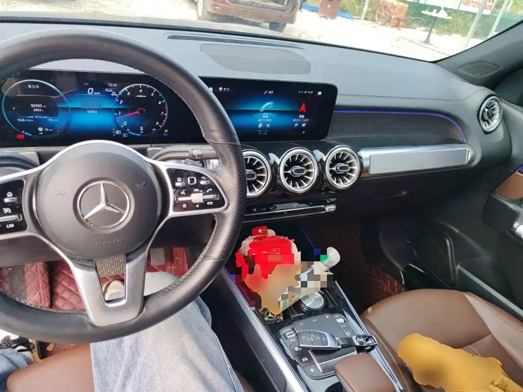 MERCEDES BENZ GLB 2023