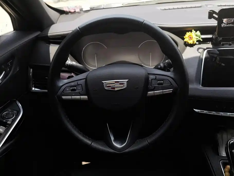 CADILLAC XT4 2020