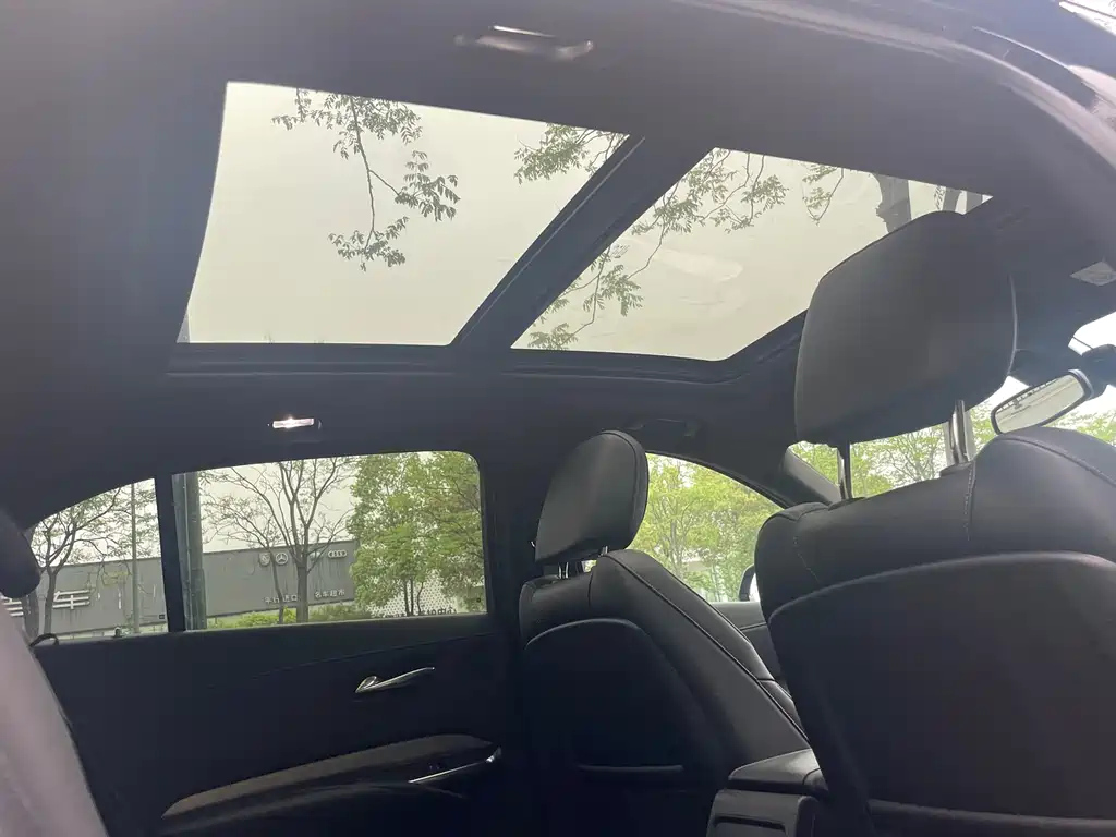 CADILLAC XT4 2022