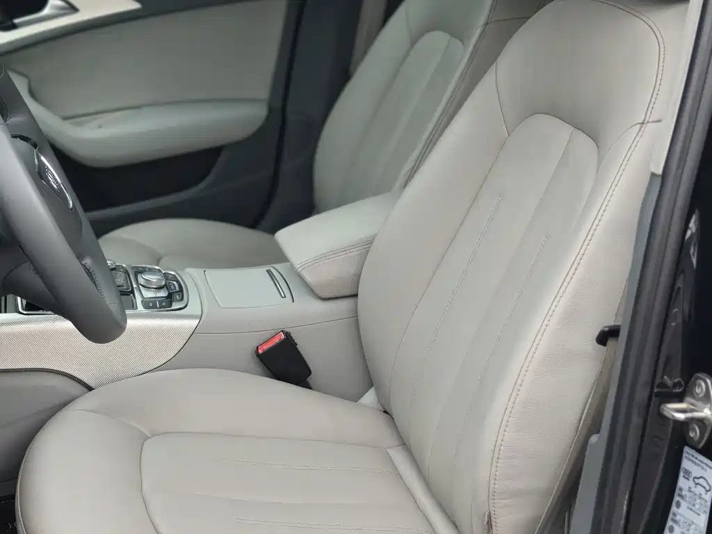 AUDI A6L 2012