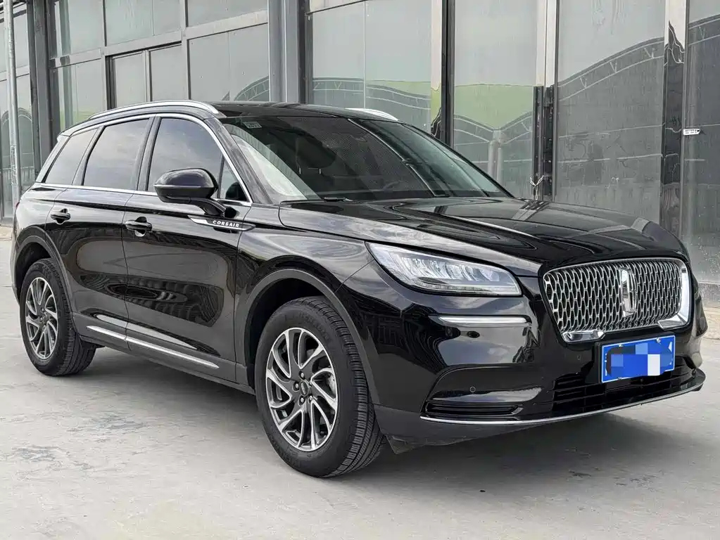 LINCOLN ADVENTURER 2021