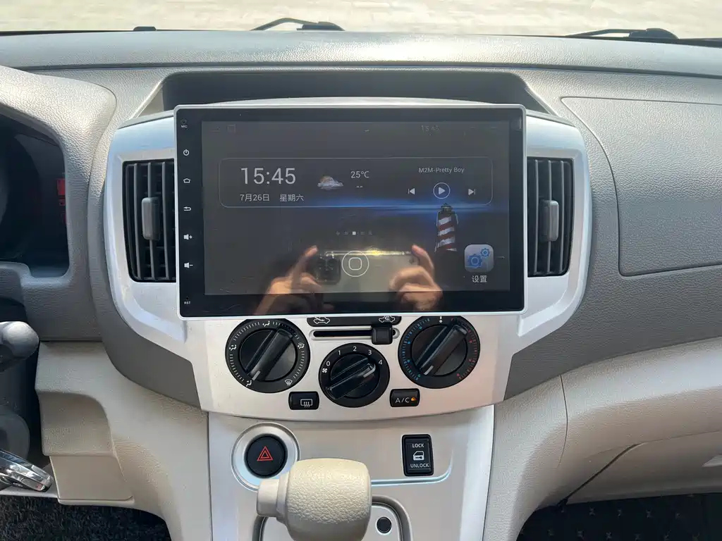 NISSAN NV200 2016