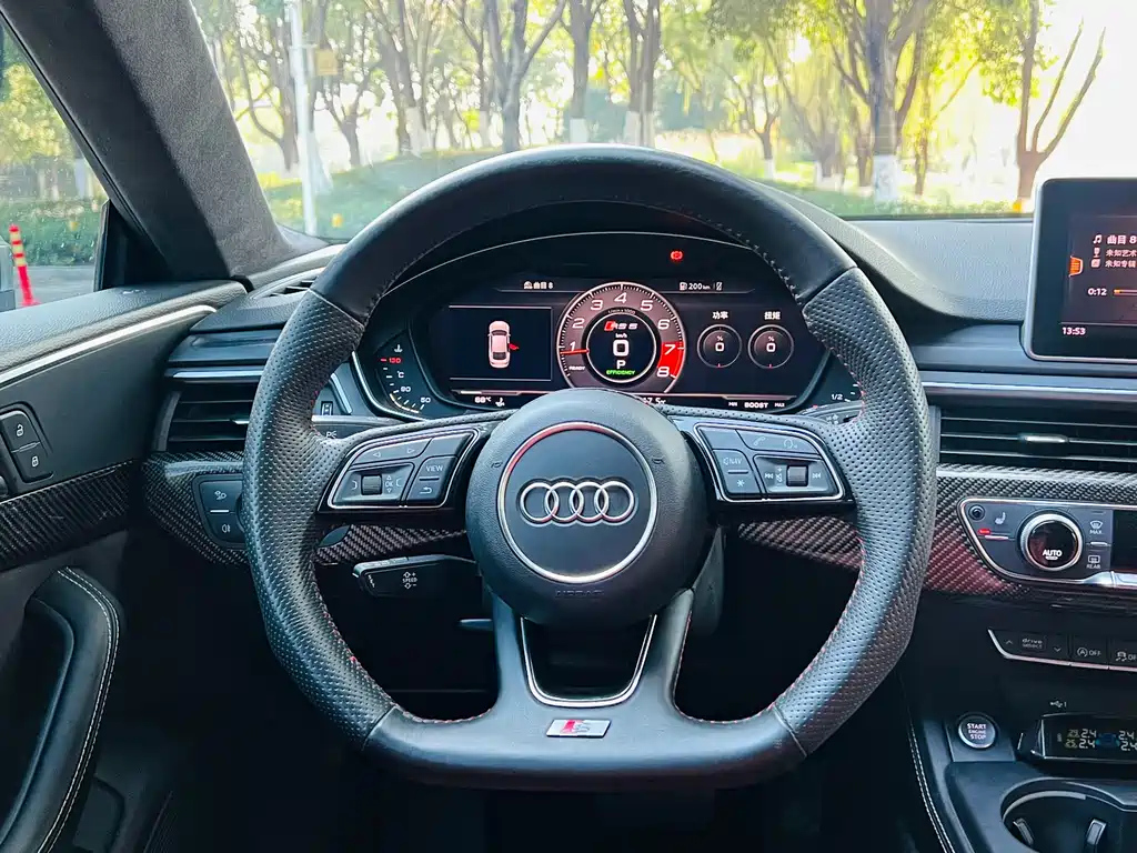 AUDI A5 2019