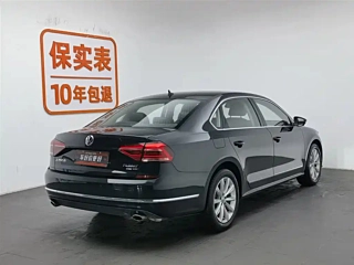 VOLKSWAGEN PASSAT 2018
