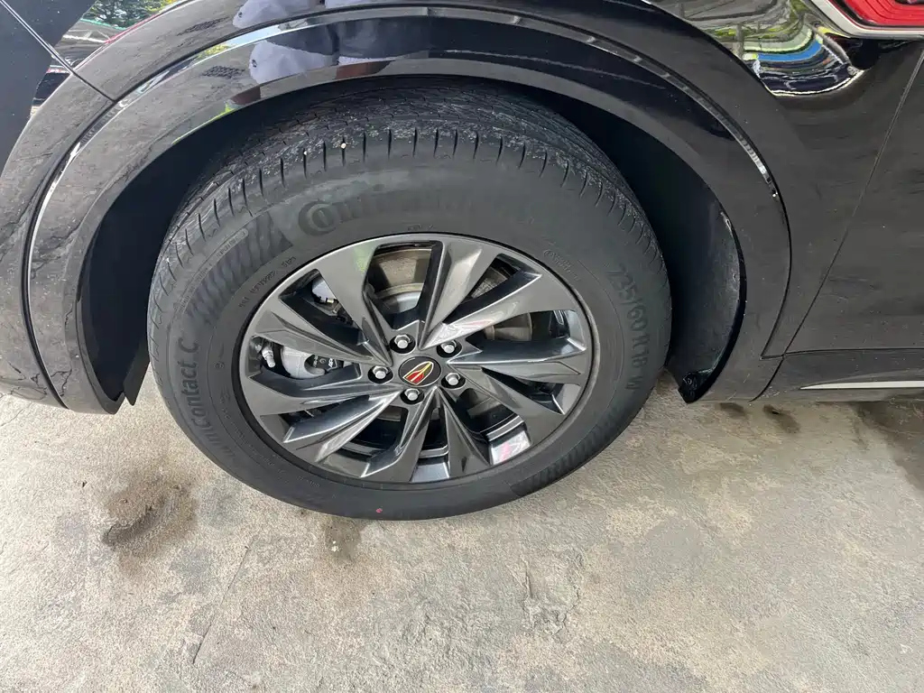 HONGQI HS5 2023