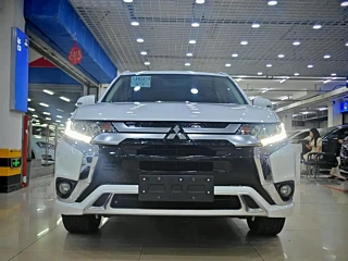 Заказать MITSUBISHI OUTLANDER