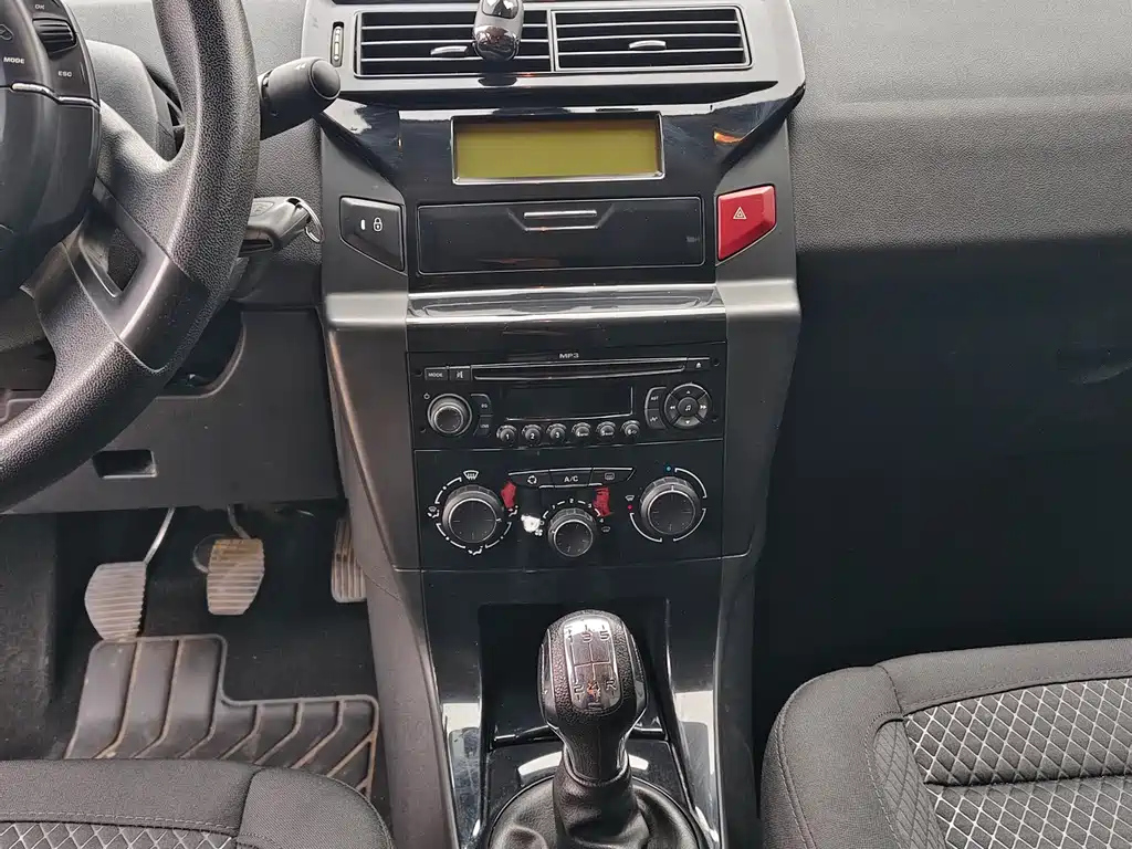 CITROEN C-QUATRE 2015