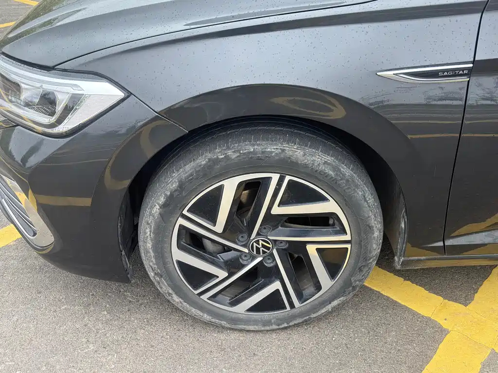 VOLKSWAGEN SAGITAR 2024