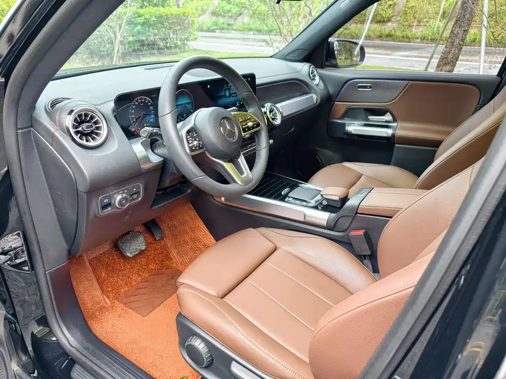 MERCEDES BENZ GLB 2022