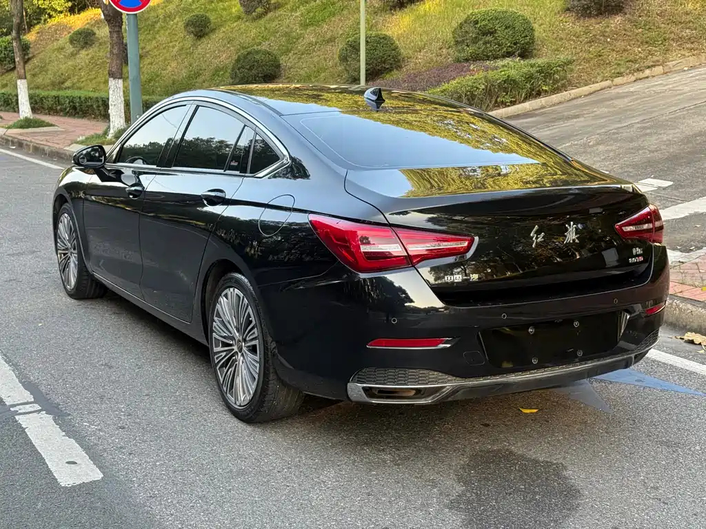 HONGQI H5 2021