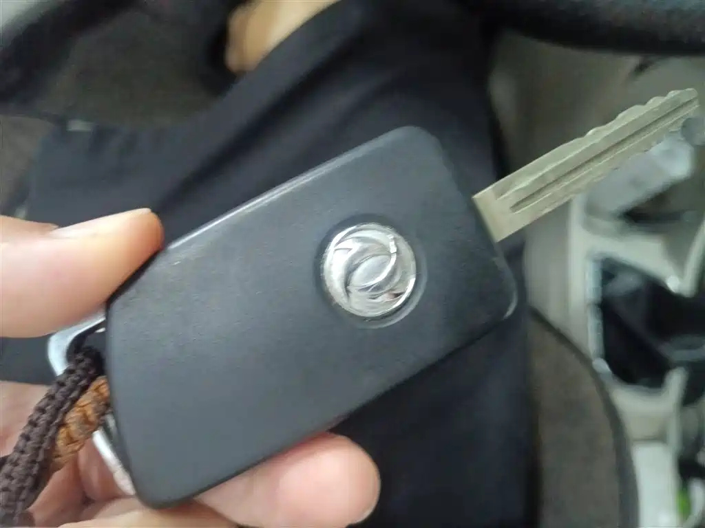 DONGFENG AEOLUS A60 2016