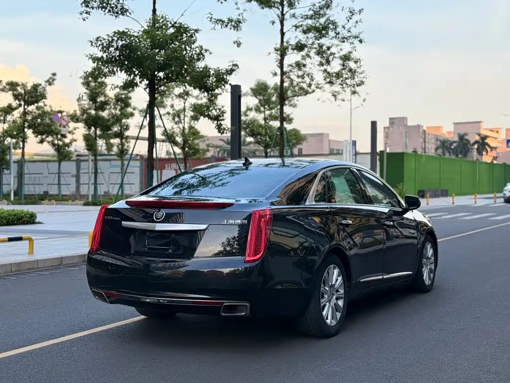 CADILLAC XTS 2015