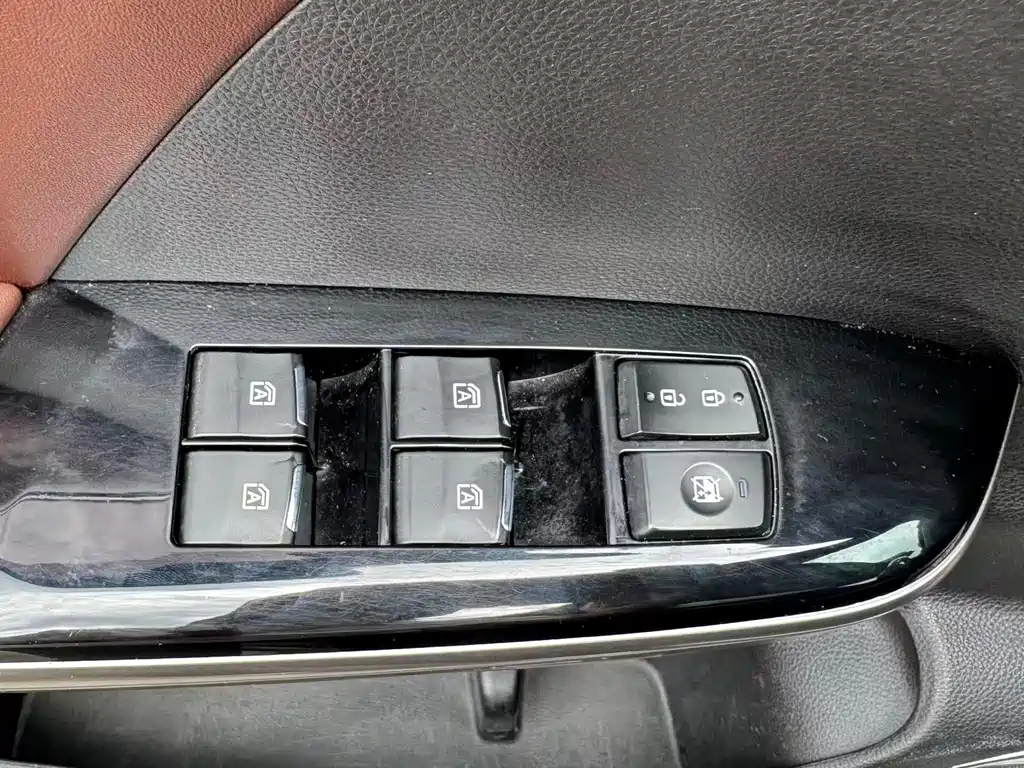 TRUMPCHI GS8 2018