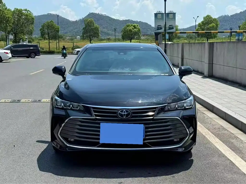 TOYOTA AVALON 2019