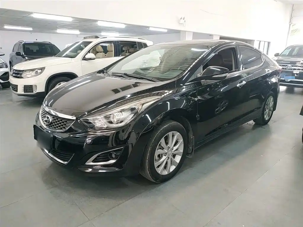 HYUNDAI ELANTRA 2016