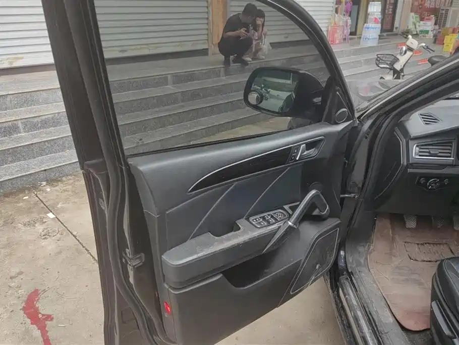 ZOTYE T600 2016