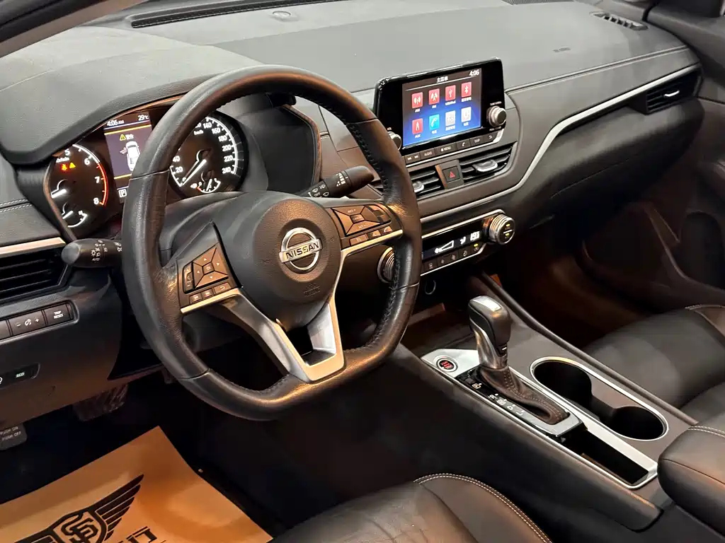 NISSAN TEANA 2019