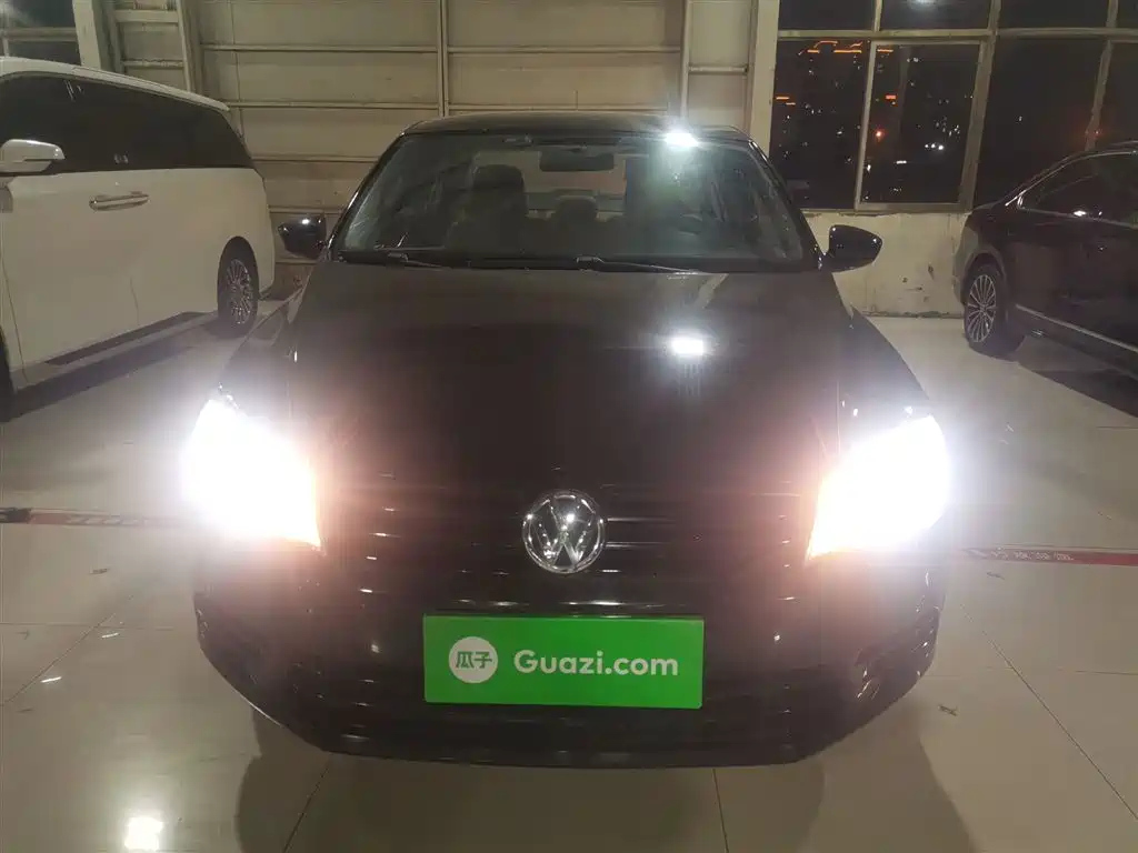 VOLKSWAGEN JETTA 2016