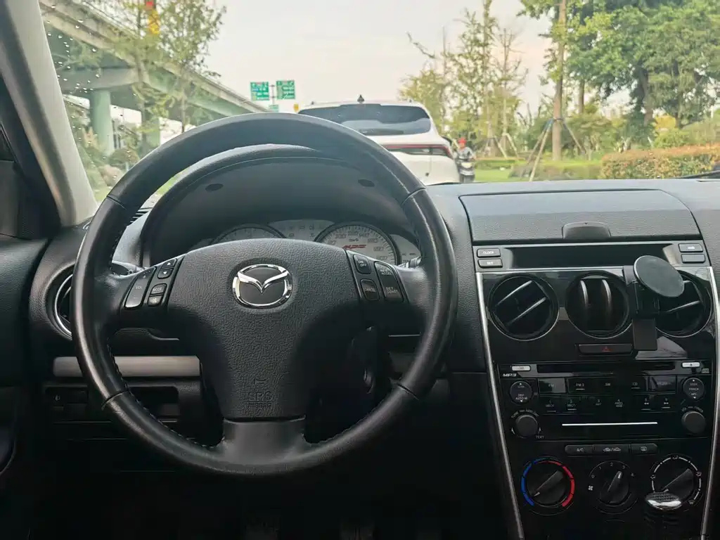 MAZDA 6 2013
