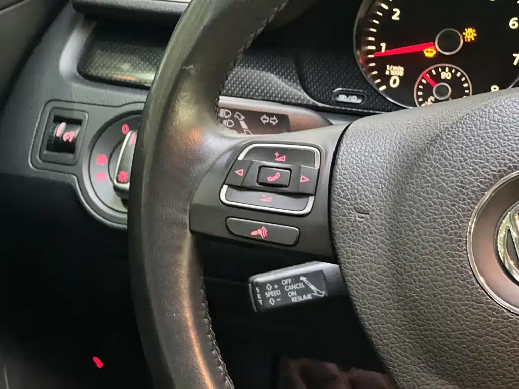 VOLKSWAGEN MAGOTAN 2015
