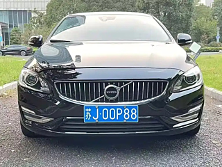 VOLVO S60 2019