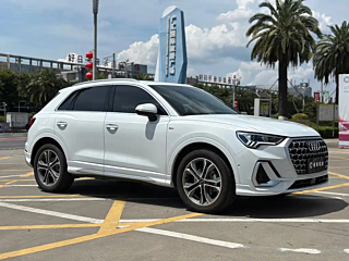 AUDI Q3  2024 YEAR 40 TFSI FASHION DYNAMIC 2024