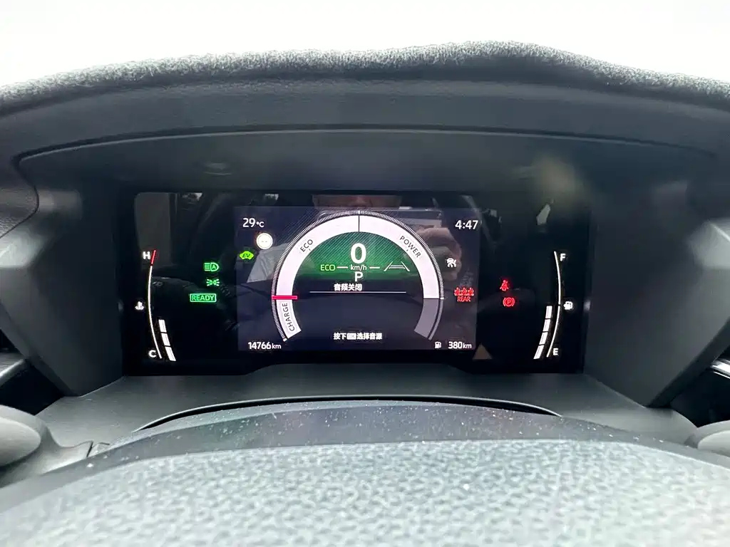 TOYOTA CAMRY 2024