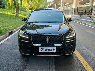 LINCOLN ADVENTURER 2021