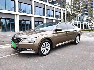SKODA SUPERB  2018