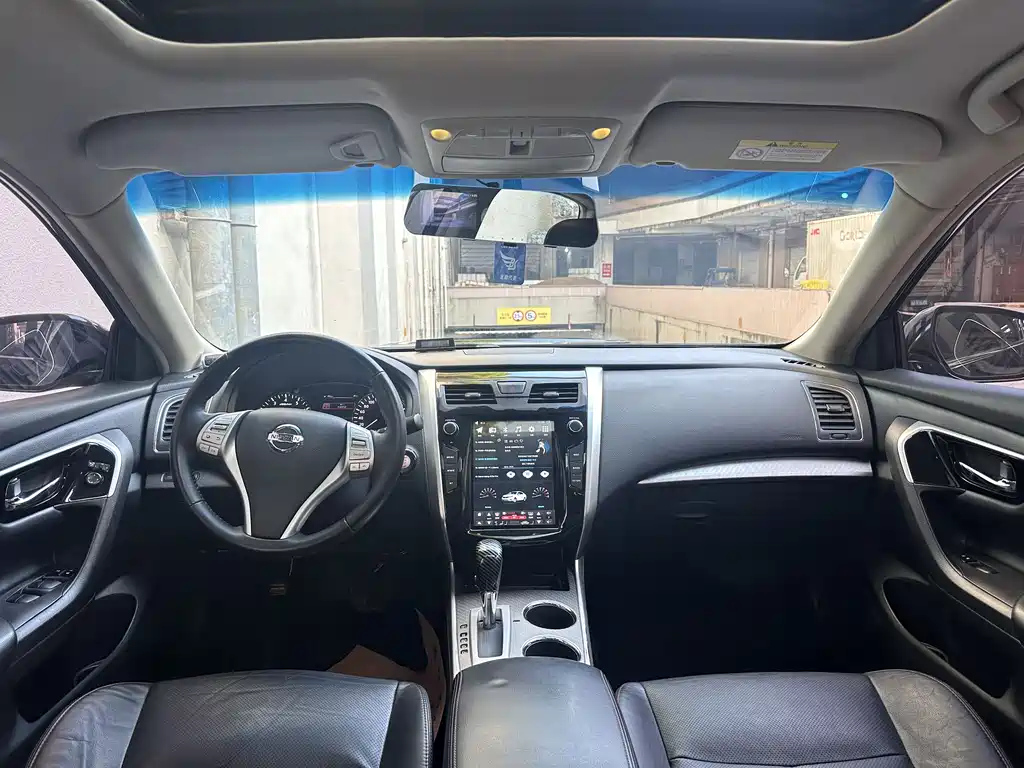 NISSAN TEANA 2016