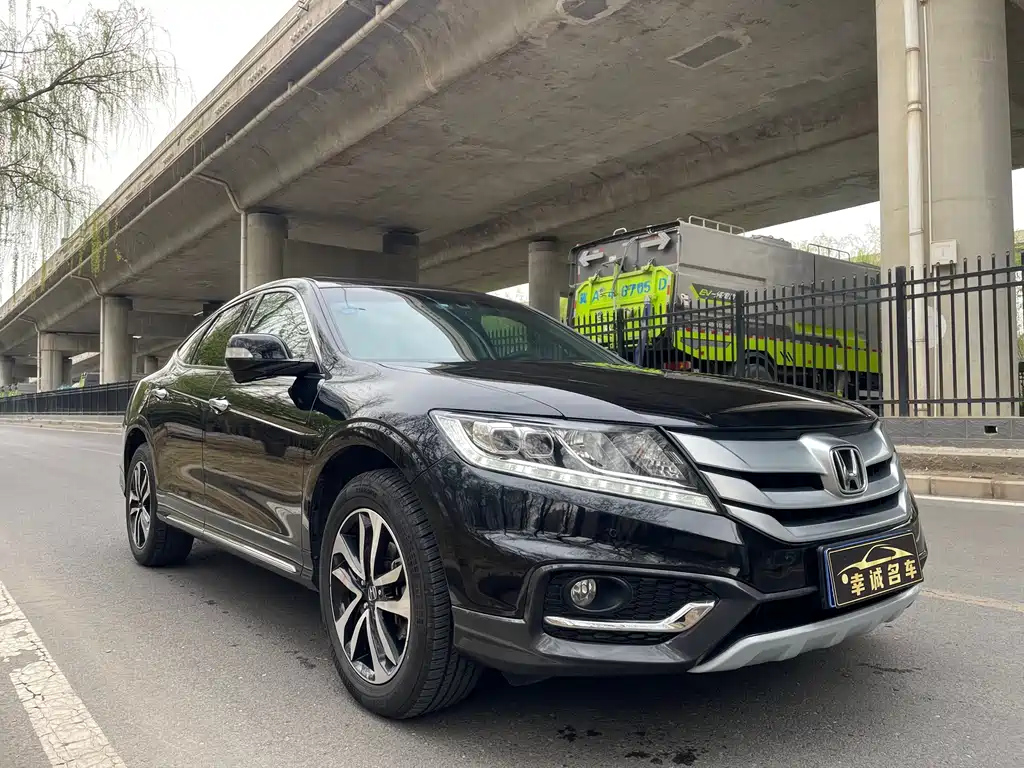 HONDA CROSSTOUR 2016