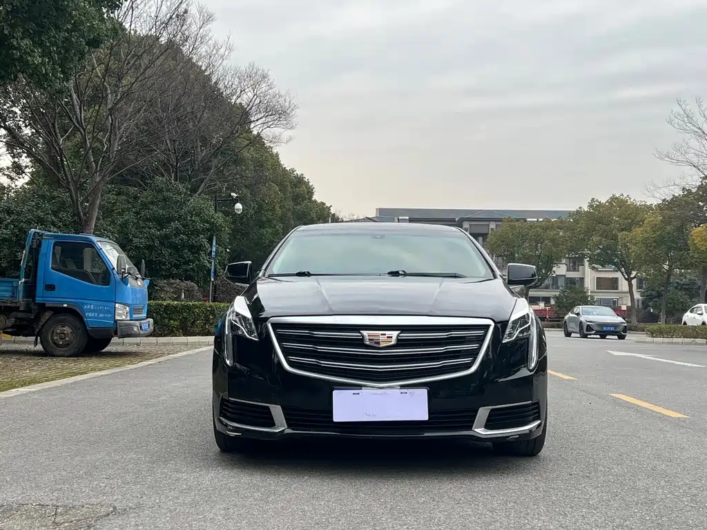 CADILLAC XTS 2018