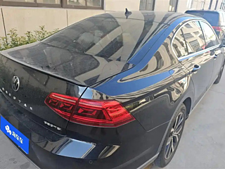 VOLKSWAGEN MAGOTAN 2020