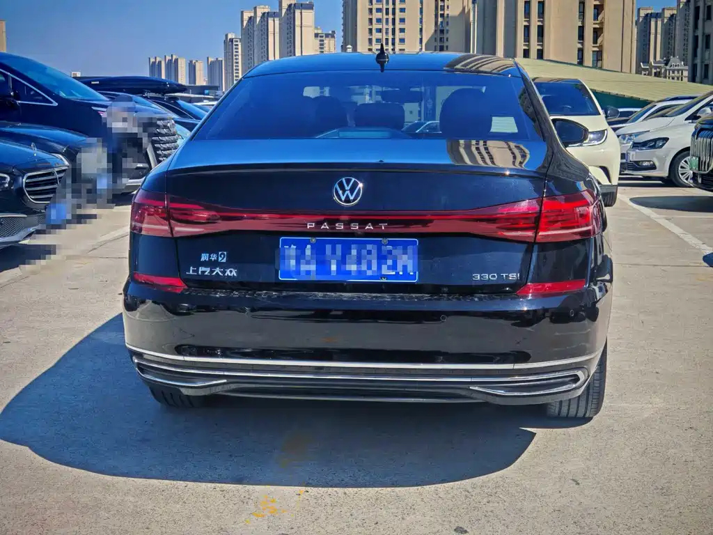 VOLKSWAGEN PASSAT 2022