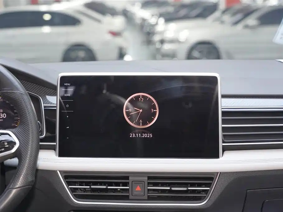 VOLKSWAGEN TIGUAN L 2022