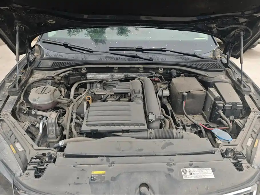 SKODA SUPERB 2016