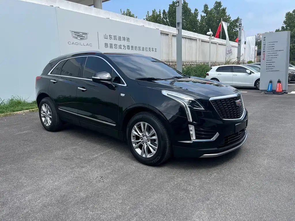 CADILLAC XT5 2022