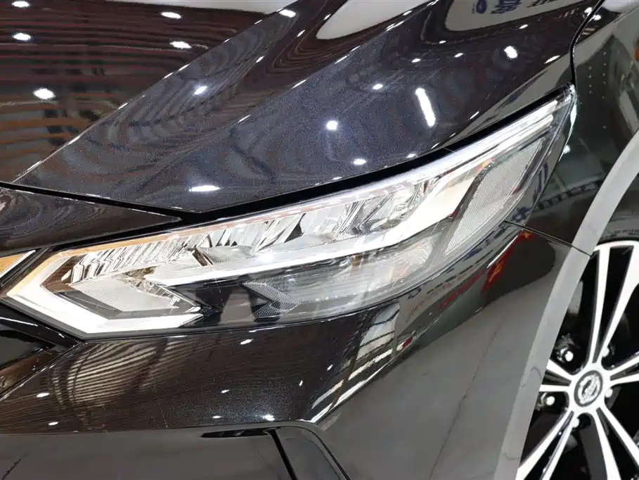 NISSAN SYLPHY 2021