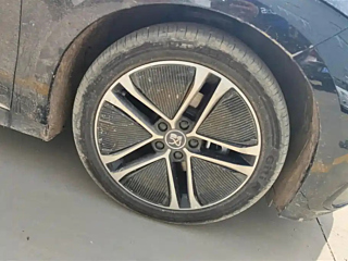 BYD HAN  2023 YEAR EV CHAMPION EDITION 605KM PREMIUM 2023