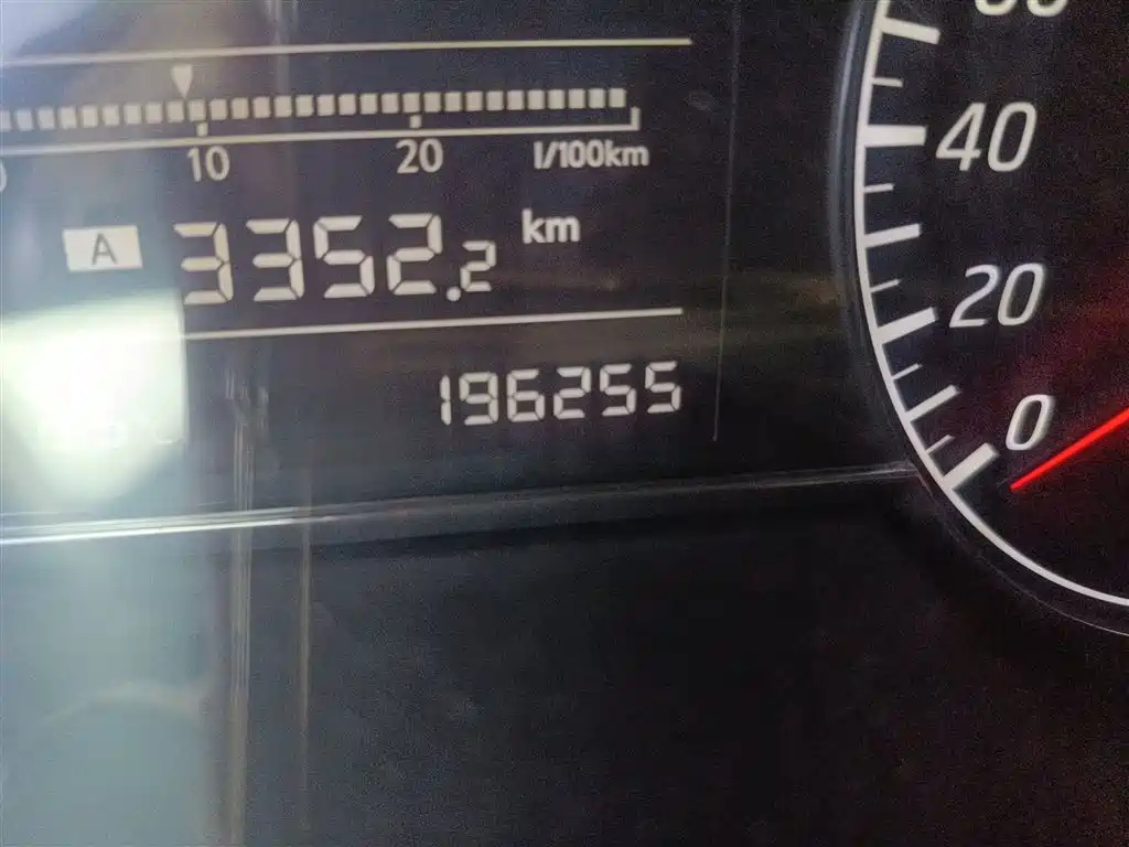 NISSAN TIIDA TIIDA 2011