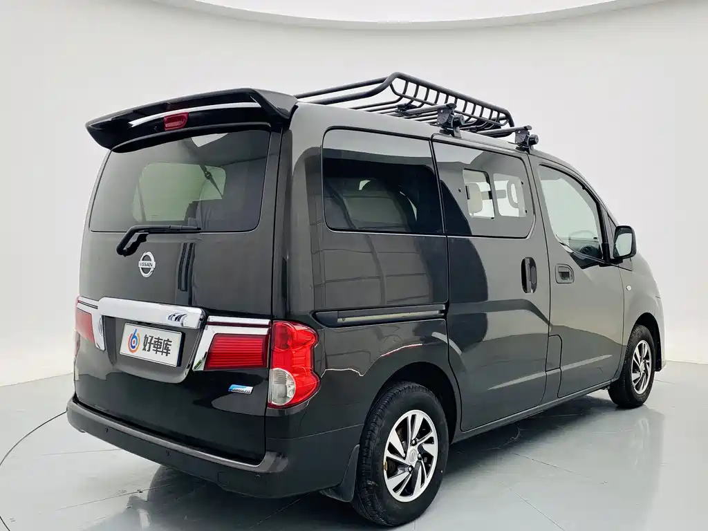 NISSAN NV200 2016