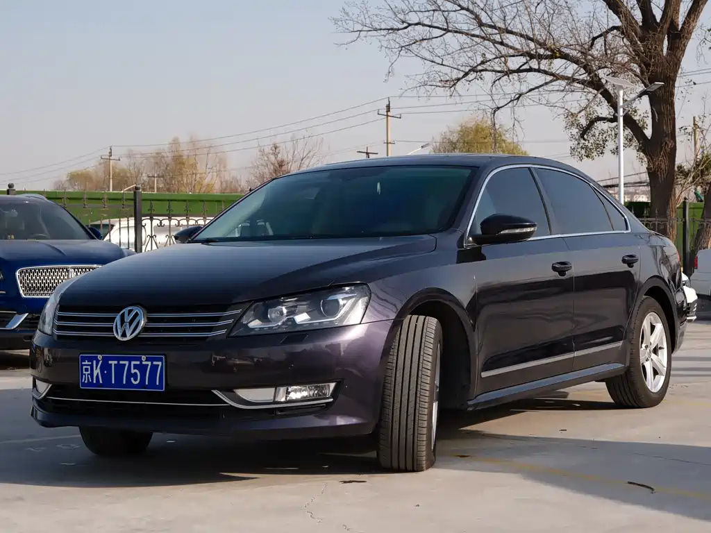 VOLKSWAGEN PASSAT 2015