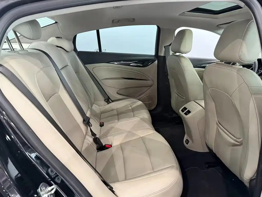 BUICK REGAL 2022