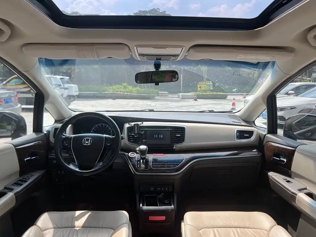 HONDA ODYSSEY 2015