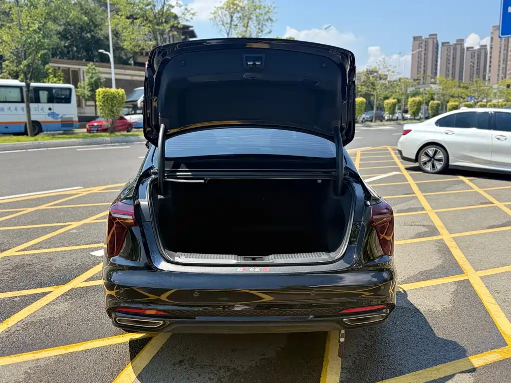 HONGQI H5 2023