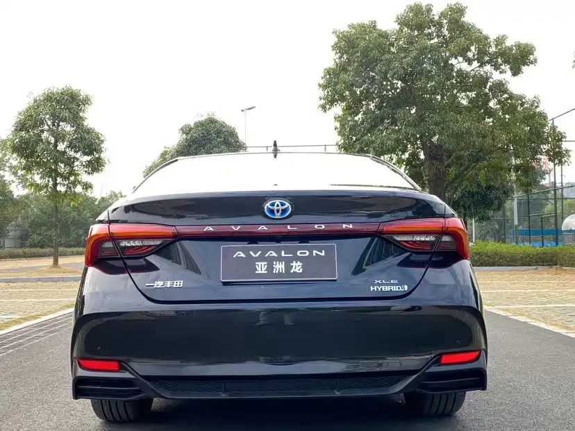 TOYOTA AVALON 2022